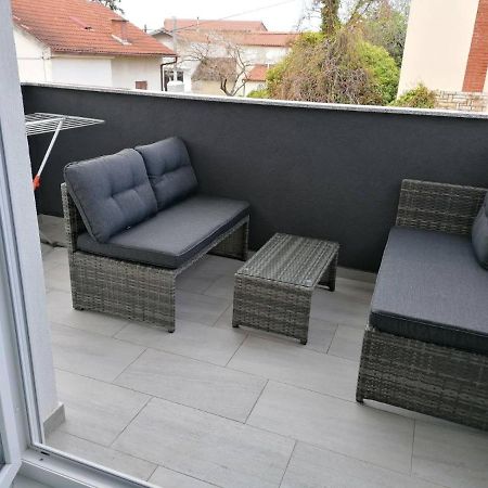 Vila Slavica Vir Buitenkant foto