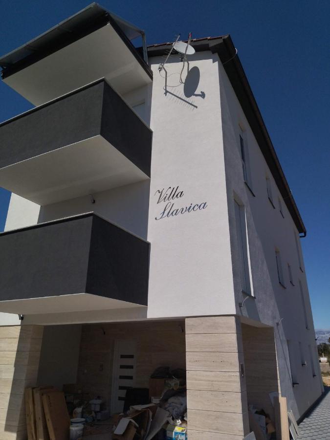 Vila Slavica Vir Buitenkant foto