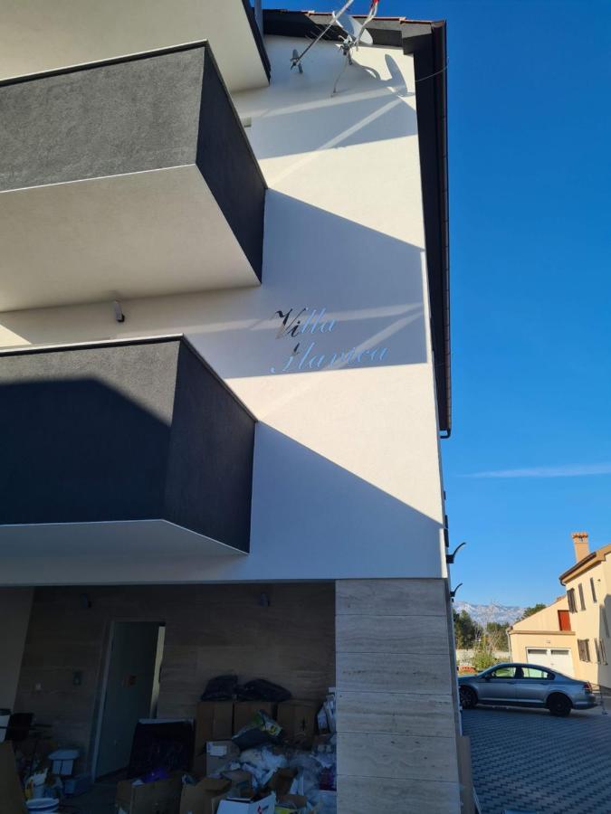 Vila Slavica Vir Buitenkant foto