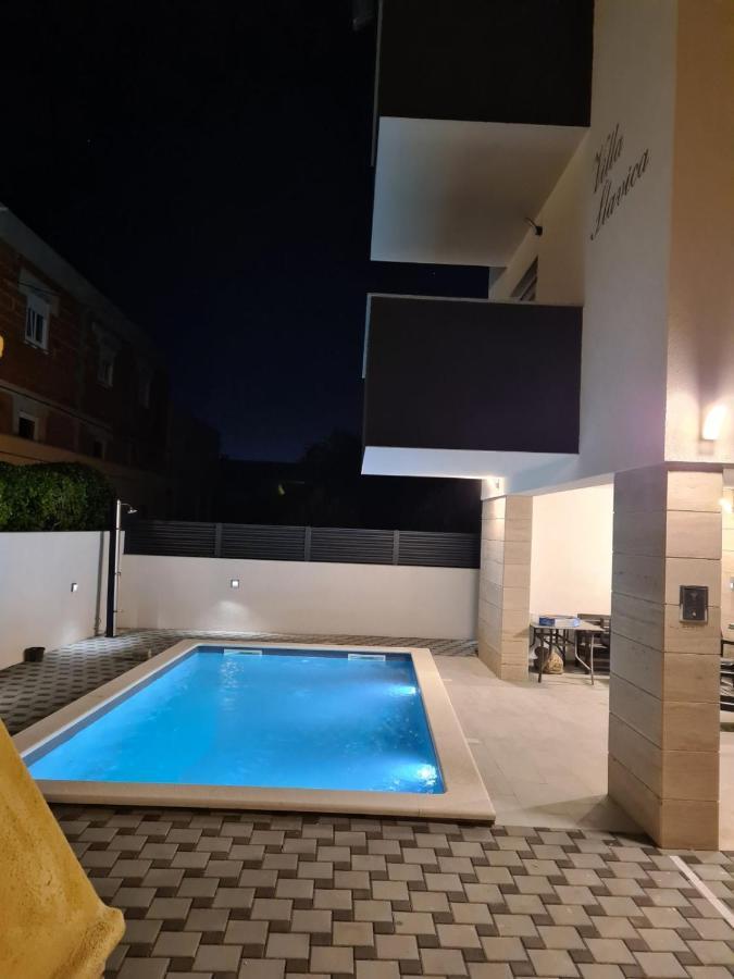 Vila Slavica Vir Buitenkant foto